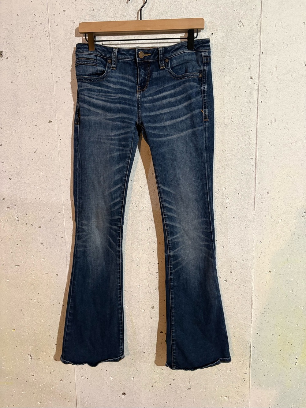Buckle Black Fit No. 306 Slim Fit Flare Jeans | Size: 28x34